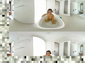 VR - 2 Girls Take A Bath - Big tits