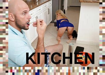 Narrow-eyed bimbo pleasuring JMac in the kitchen