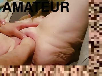 Fat Amateur MILF Fisting & squirting orgasms