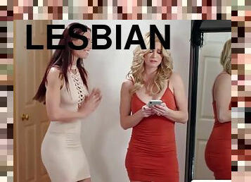 אורגזמה, חתיכות, לסבית-lesbian, הארדקור, תחת-butt, שחרחורת, קעקוע