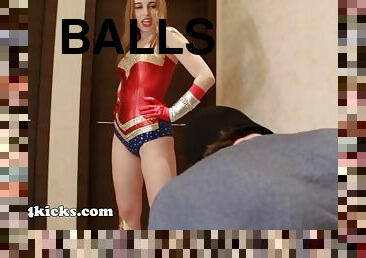 Wonder Eriny crushes the balls