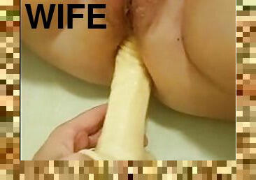 Pleasing wifey with big dildo