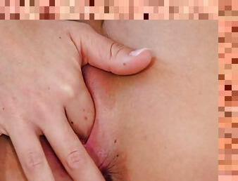 tate-mari, masturbare-masturbation, orgasm, bunaciuni, cu-degetelul, ciorapi, blonda, futai, lenjerie, canapea