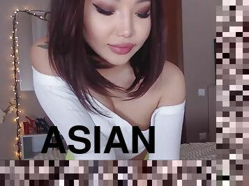 Asian japanese camgirl