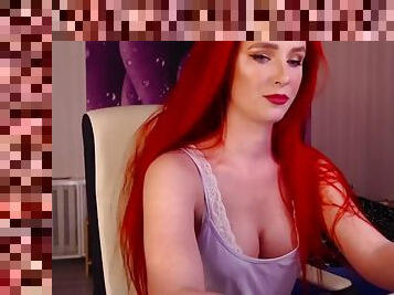 Teasing redhead gets a huge tip and shows... nothing
