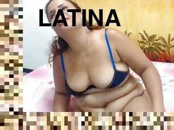 latina, wanita-gemuk-yang-cantik, webcam, susu