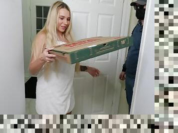 Pizza guy fucks a horny blonde chick while making a delivery