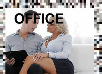 Blonde office bimbo with perky big boobs gets pussy licked