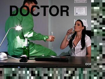 Hot nurse gets dicked by doctor in office