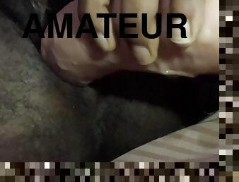 clitoris, imens-huge, masturbare-masturbation, pasarica, tasnit, amatori, negresa, facut-acasa, compilatie, negru