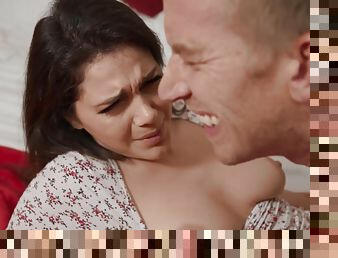 Tempting Valentina Nappi jaw-dropping porn clip