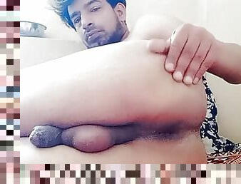 Boy masturbating uncontrol