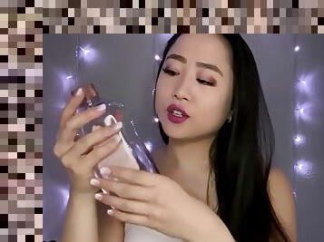 Amateur webcam slut toys her asian pussy