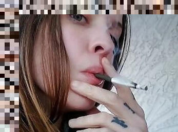 amateur, a-solas, fumando