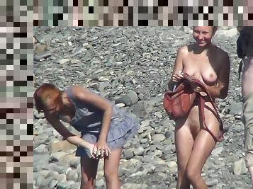 nudisti, vani, pička-pussy, davno-snimljeni, plaža, u-troje, mladi-18, prirodno, poziranje