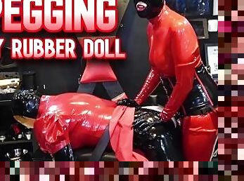 strapon, anal-sex, sadomasochismus, fingerspiele, fetisch, latex, vorherrschaft, domina, puppe, rubber