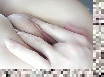 clitoris, masturbare-masturbation, orgasm, pasarica, tasnit, pov, frumoasa, uda