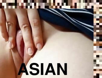 asiatiche, masturbarsi, fichette, studentesse, ragazze-giovani, giovanissime, serie, spruzzi-di-sperma, trio, strette