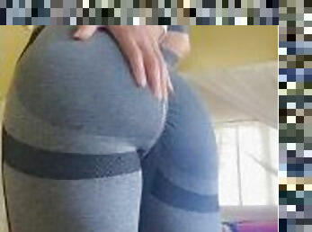 New leggings squats