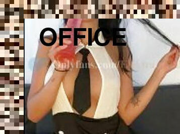 culo, tetas-grandes, masturbación, oficina, orgasmo, secretaria, amateur, mamada, madurita-caliente, adolescente