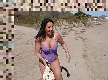Big ass bikini lovers play beach tennis