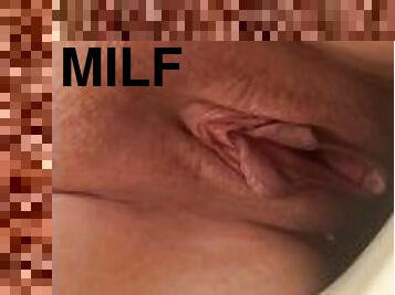 isot-tissit, lihava, pissaaminen, julkinen, pillu-pussy, amatööri, milf, kova-seksi, isot-upeat-naiset, tukeva