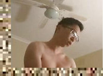 asiatique, papa, lunettes, amateur, mature, ejaculation-sur-le-corps, gay, ejaculation-interne, couple, ejaculation