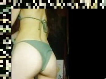 amateur, madurita-caliente, a-solas, bikini, morena, realidad, tetitas, lengua