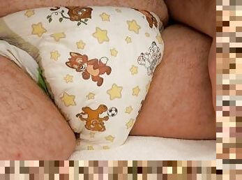 Chubby Bear wets his diaper