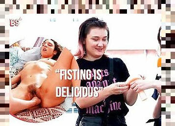 fisting, paroasa, pasarica, amatori, lesbiana, neamt, cuplu, cu-degetelul, picioare, naturala