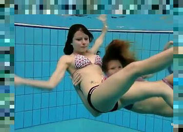 Katka and Kristy underwater - hot girls