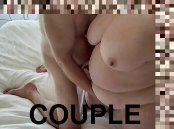 coño-pussy, amateur, madurita-caliente, casero, pareja, regordeta, con-los-dedos, besando, marido