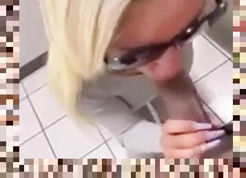 BBC fucking latina blonde in public bathroom