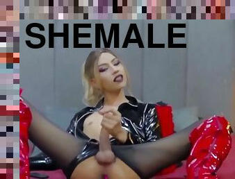Shemale is ready to fuck