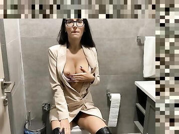 Cuatro patas, Gafas, Masturbación, Oficina, Público, Coño (Pussy), Ruso, Secretaria, Amateur, Mamada